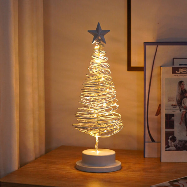 ⁦LED Christmas Tree Spiral Light Table Ornament Wrought Iron Xmas Tree Bedroom Desk Lamp Christmas Atmosphere Night Light Decor⁩ - الصورة ⁦5⁩