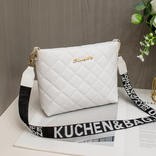 ⁦Small Messenger Bag For Women Trend Lingge Embroidery Female Shoulder Bags Fashion Chain Ladies Crossbody Purse⁩ - الصورة ⁦5⁩