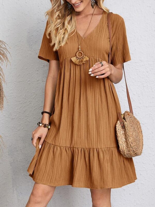 ⁦V-neck Short Sleeve Dress Summer Fashion Casual Loose Ruffled Dresses Beach Clothing Women⁩ - الصورة ⁦4⁩